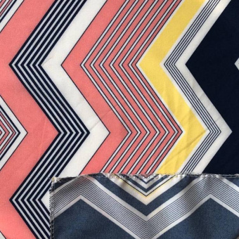 2200-6 вискоза плательная розовая зиг заг (2)