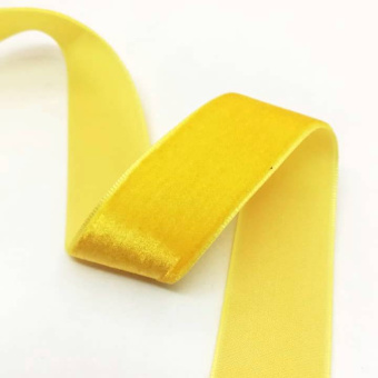 Бархатная тесьма 25 мм желтый (1)