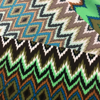 2082-1 трикотаж зеленый принт (2)