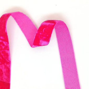 Бархатная тесьма 20 мм розовый