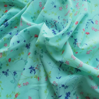 2114-5 вискоза блузочная зеленая цветы (2)