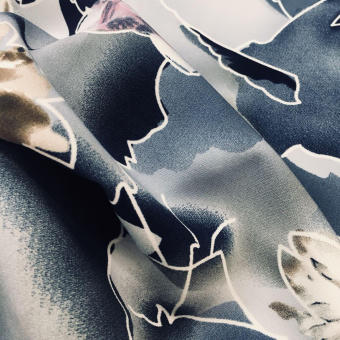 1904-5 креп плательный синий принт (2)